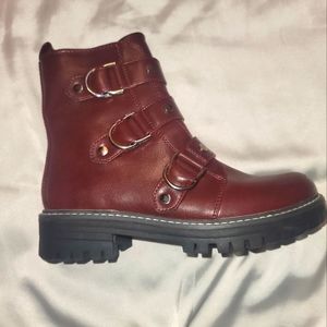 Burgandy boots size 6